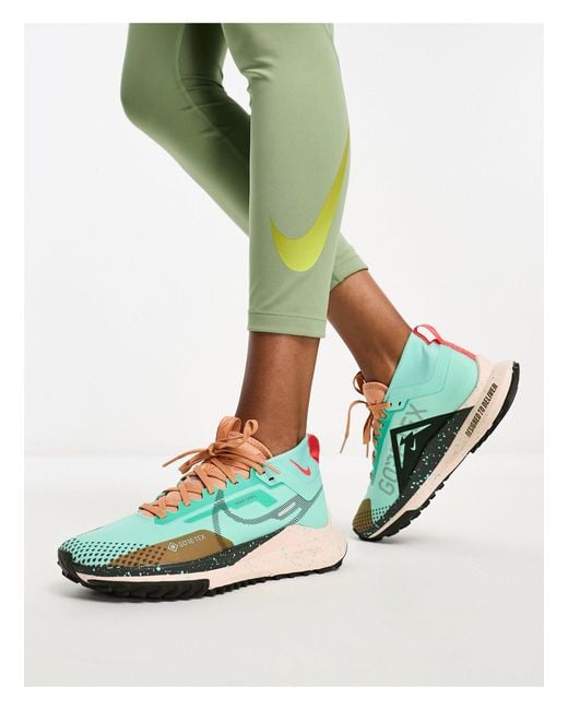 React pegasus trail 4 gore-tex - baskets - et marron Nike en coloris Green