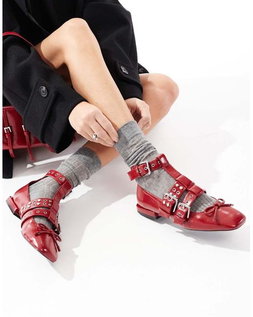 Stradivarius Red Buckle Detail Ballet Flat