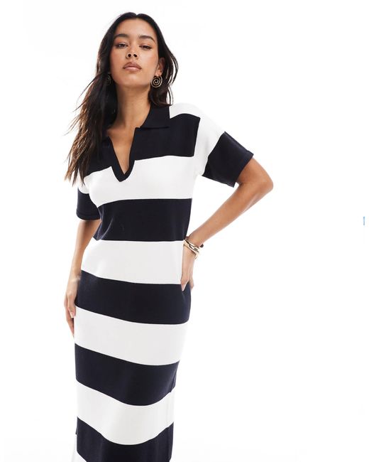 Robe longue en maille rayée avec col façon polo 4th & Reckless en coloris White