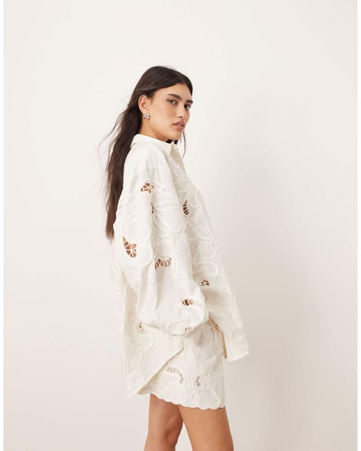 ARRANGE Natural Cotton Mirrored Floral Embroidered Cutwork Shorts Co-ord