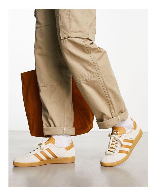 Munchen - sneakers crema e marrone con suola di adidas Originals in Neutro  | Lyst