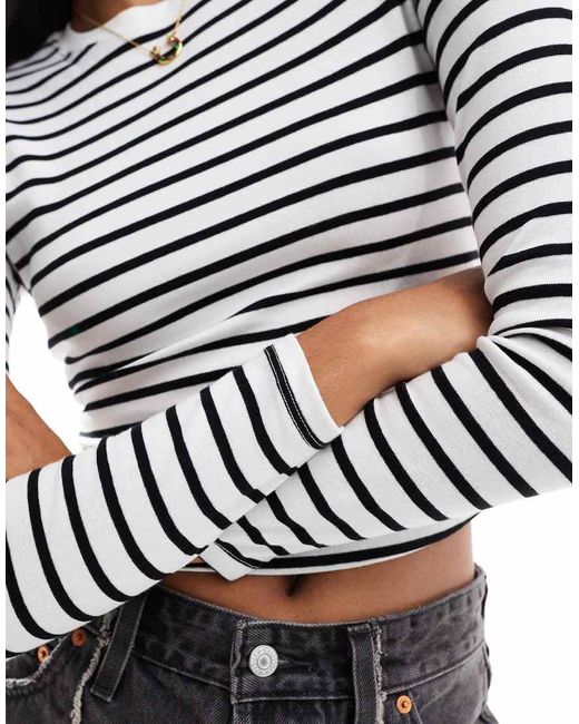 T-Shirt A Maniche Lunghe Nera E Bianca A Righe di Pull&Bear in Gray