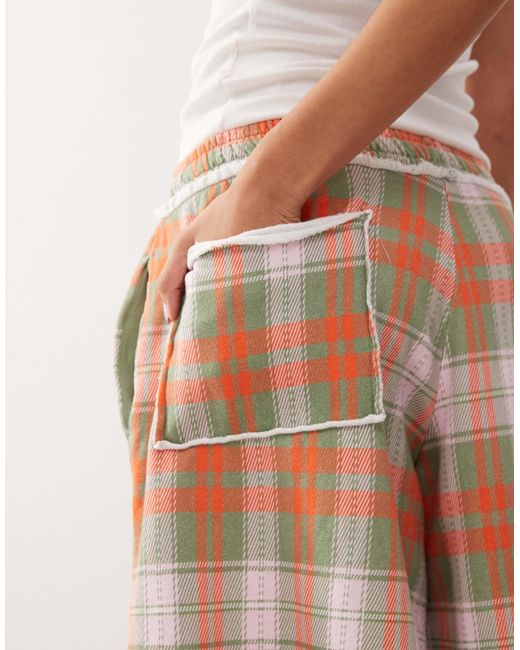 Collusion Multicolor – lange jogging-shorts mit karomuster