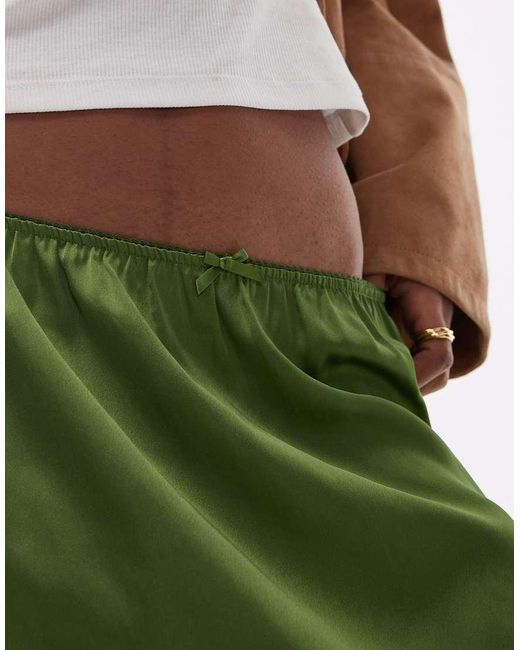 Minifalda Estilo Enagua De Talle Medio De Satén Con Encaje De TOPSHOP de color Green