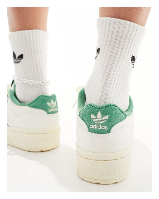 Rivalry - baskets basses - blanc et vert Adidas Originals en coloris White