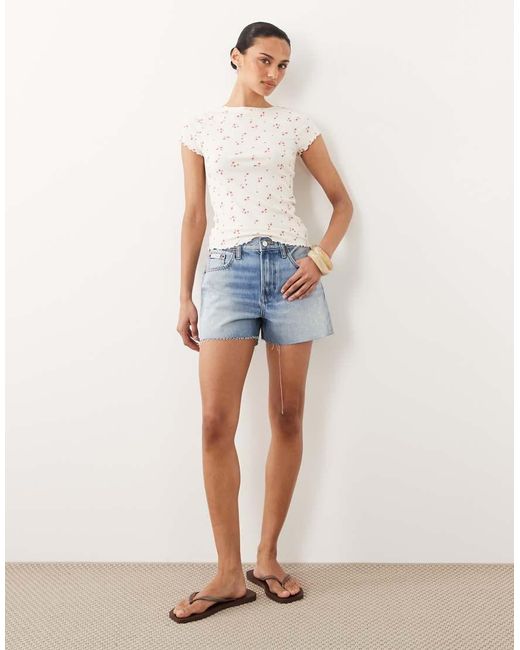New Look White Ditsy Lettuce Edge Babylock Tee