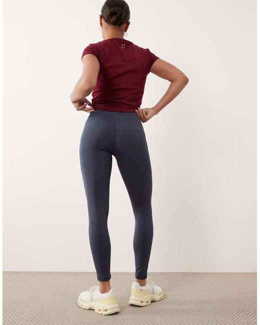Petite 4505 de color Red
