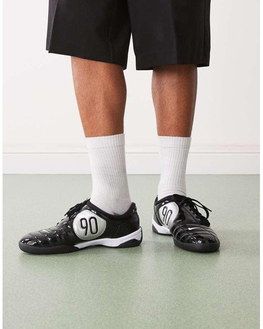 T90 di Nike in Black da Uomo
