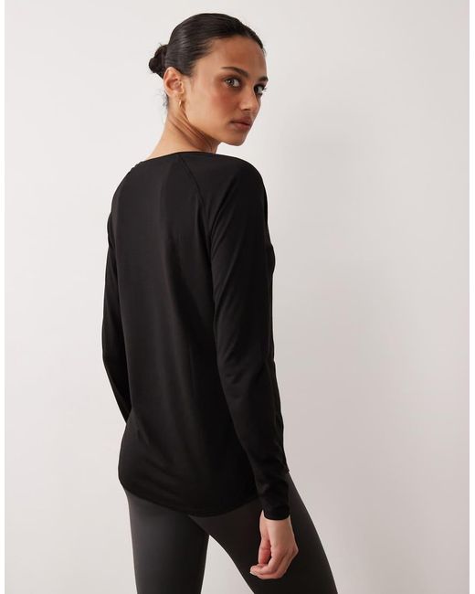 Dare 2b Black Lightweight Quick-Dry Serenity Long Sleeved T-Shirt