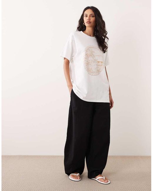 Miss Selfridge White Oversized T-shirt With Crochet Beach Print