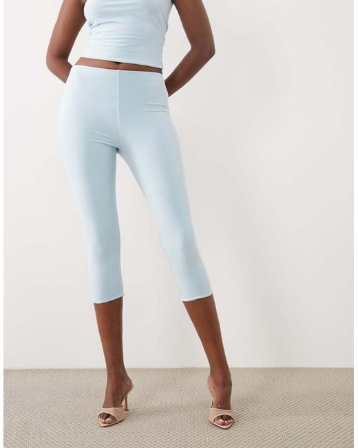Missy Empire White Double Sculpted Slinky Capri Trouser Co-Ord