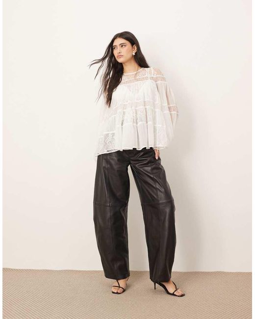 Top Con Maniche A Campana, Dettagli di ARRANGE in Black