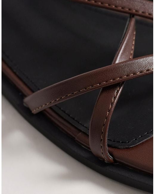 Raid White Aluna Flat Sandals