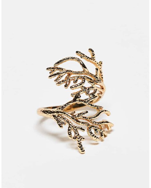 Anello Dorato Con Design A Forma Di Corallo di ASOS in White