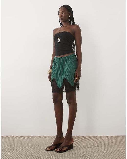 ASOS Mix & Match Plissé Minirok in het Green