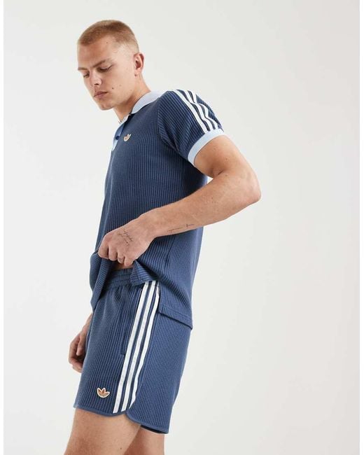 Adidas Originals Blue Waffle Textured Sprinter Shorts for men
