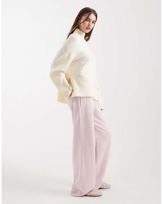Hollister Pink Mid Rise Wide Leg Heart Detail Joggers