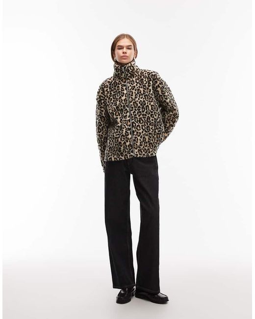 Polar Con Estampado De Leopardo Y Cremallera De Borreguito De ASOS de color Brown