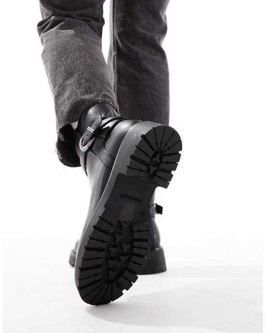 Botines Negros Con Suela Gruesa Y Hebilla Billie De London Rebel de color Black