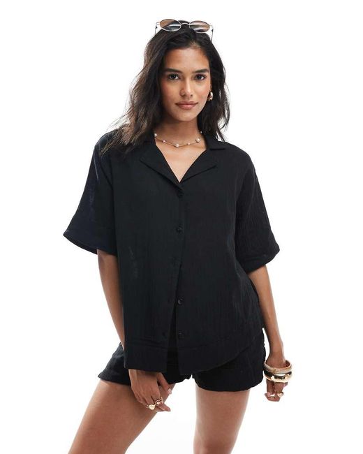 Camicia Nera A Maniche Corte Testurizzata Con Bottoni di Brave Soul in Black