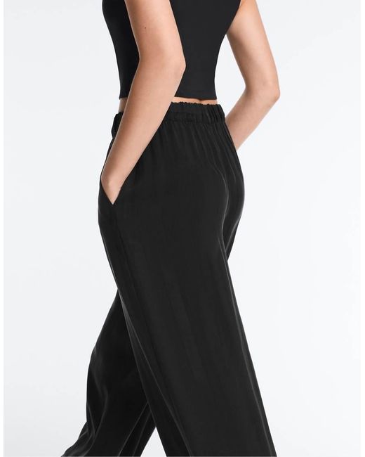 Oysho Black 100% Cupro Bloomer Trousers