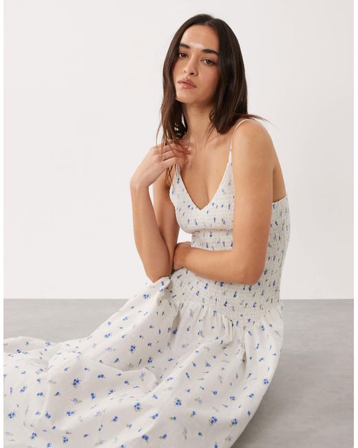 Robe esmé studios en coloris White