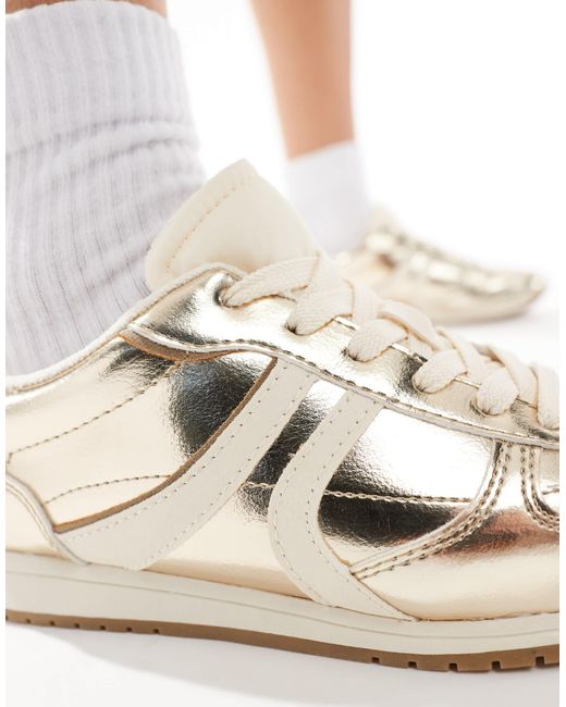 Stradivarius White Trainer