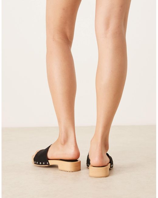 ASOS Natural – favourite – mules-clogs aus wildlederimitat