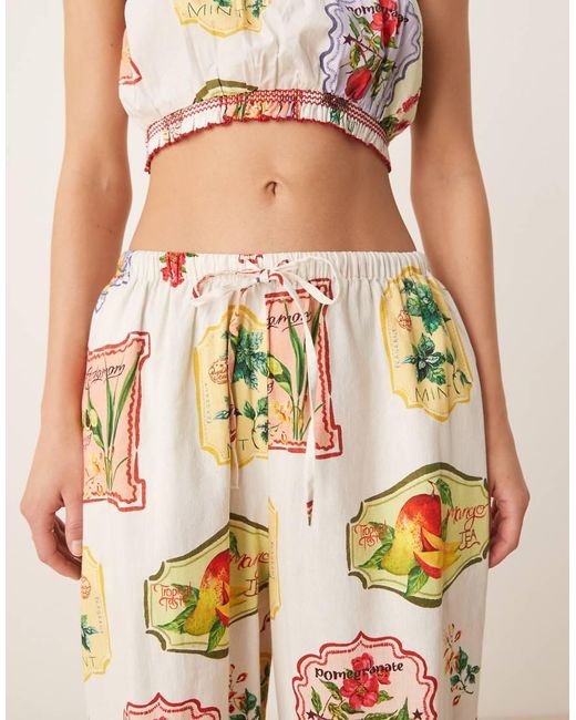 Pantalones De Pernera Recta Con Estampado De Postales De Frutas Shona De (Parte De Un Conjunto) Nobody's Child de color Natural
