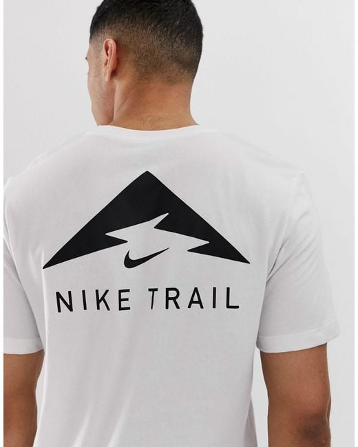 Nike Trail Logo T-shirt in Grey for Men | Lyst Canada