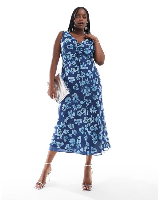 Asos design curve - robe mi-longue à fleurs avec col v et corsage froncé - bleu ASOS en coloris Blue
