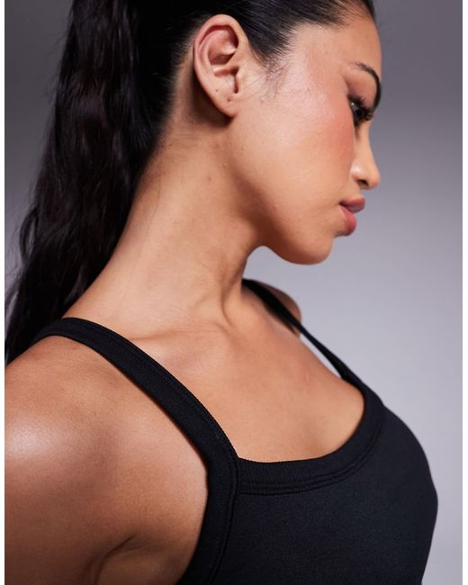 4505 Black – nahtloses sport-trägertop