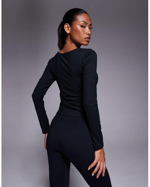 4505 Black Square Neck Long Sleeve Top