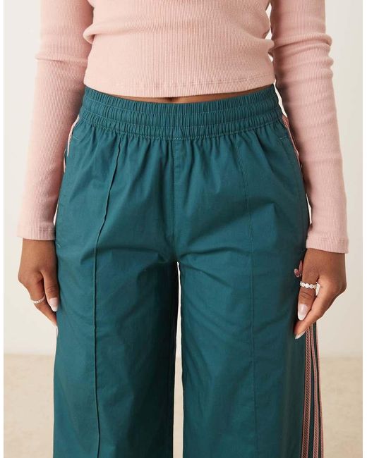 Adidas Originals Gehaakte Trainingsbroek Met Streep in het Blue