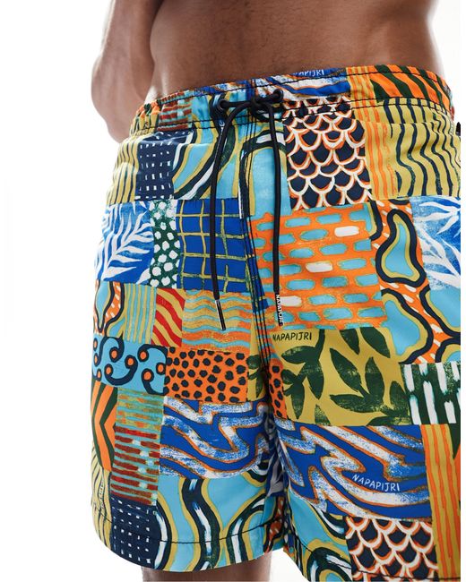 Napapijri – vail – badeshorts aus webstoff mit patchwork-muster in Multicolor für Herren