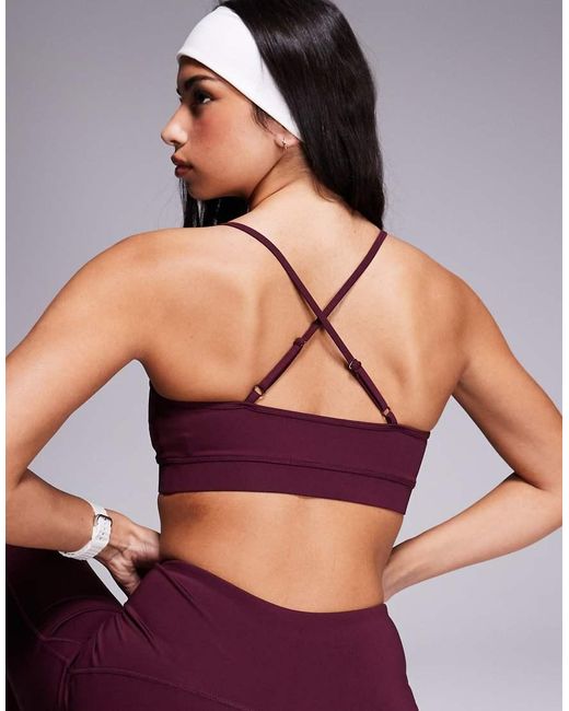 Reggiseno Sportivo Modellante A Sostegno Medio Con Spalline Regolabili Color Gelso di 4505 in Purple