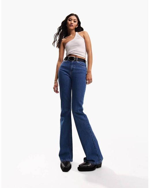 ASOS Wijd Uitlopende Jeans Met Halfhoge Taille in het Blue