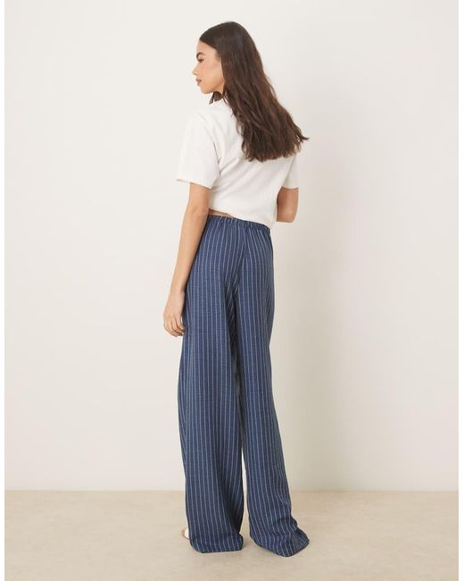 Pantalones Azules A Rayas De Pernera Ancha De JDY Tall de color Blue