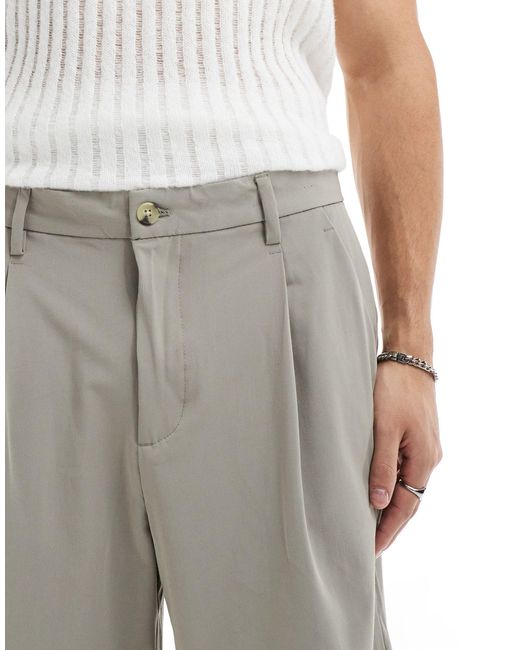 Pantaloncini ampi sartoriali grigi di Pull&Bear in Gray da Uomo