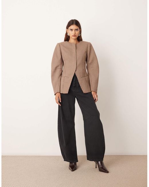 ARRANGE Natural Clean Collarless Sculpted Blazer