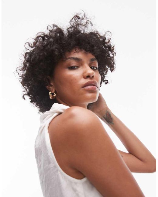 Top Blanco Sin Mangas Con Detalle Anudado En El Lateral De -Rojo TOPSHOP de color White