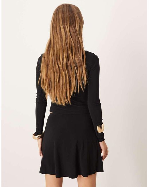 ASOS Mini Rok Van Gladde Stom Met Gerimpelde Zoom in het Natural