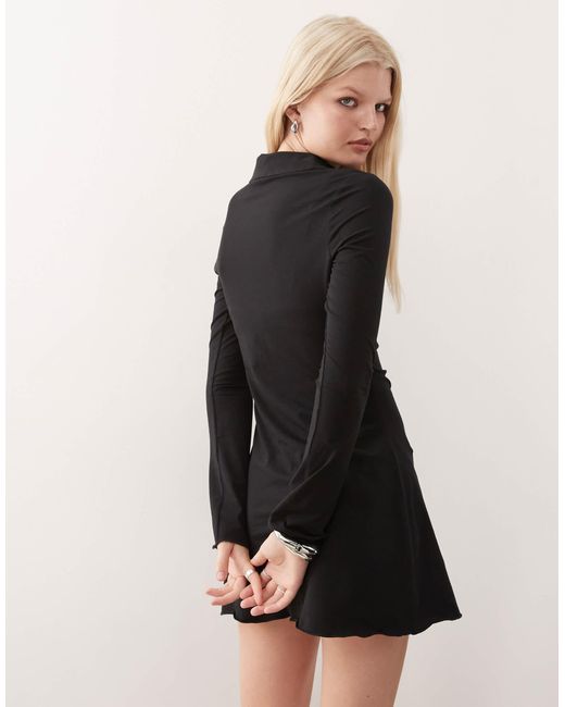 Monki Natural – langärmliges minikleid