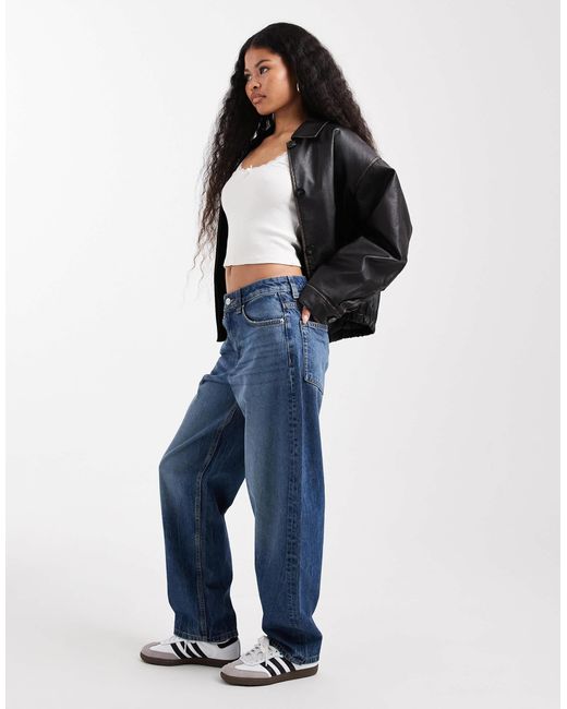 ASOS Blue Asos design petite – schmal geschnittene barrel-leg-jeans