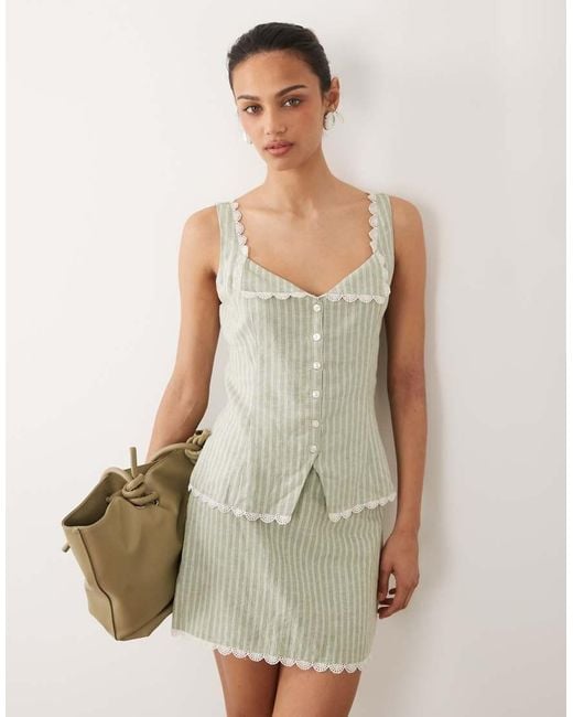 Abercrombie & Fitch Green Linen Blend Cami Top With Scallop Edge