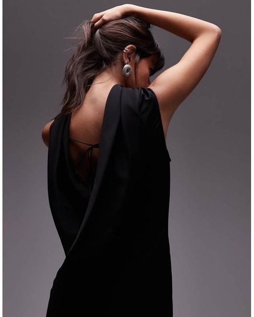 Vestito Lungo Con Taglio Sbieco Con Scollo Profondo Sul Retro di ARKET in Black