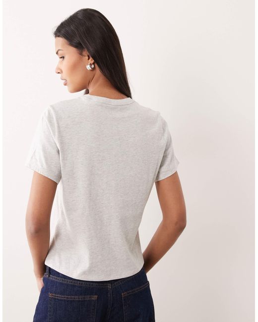 Abercrombie & Fitch Gray – leicht körpernah geschnittenes t-shirt