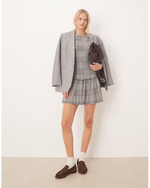 Vestido Corto Rosa A Sin Mangas Con Cuello Recto Y Cintura Baja De Asos Design Tall ASOS de color Gray