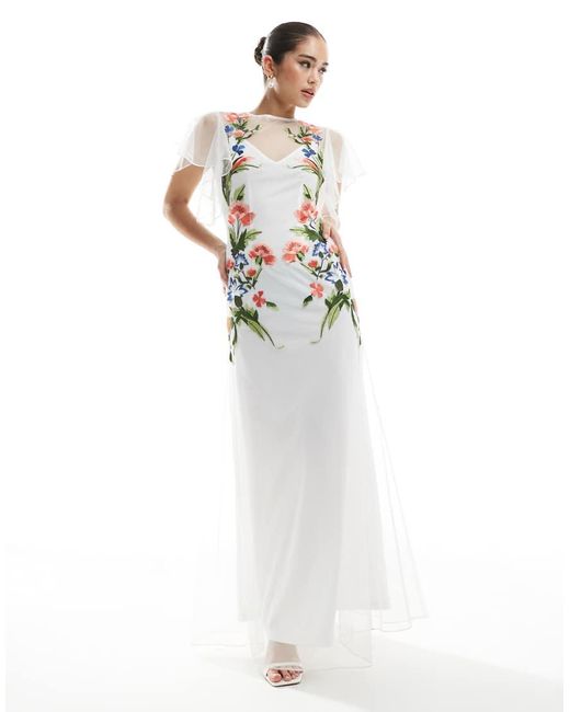 Hope & Ivy White Bridal Embroidered Open Back Maxi Dress With Tie Detail