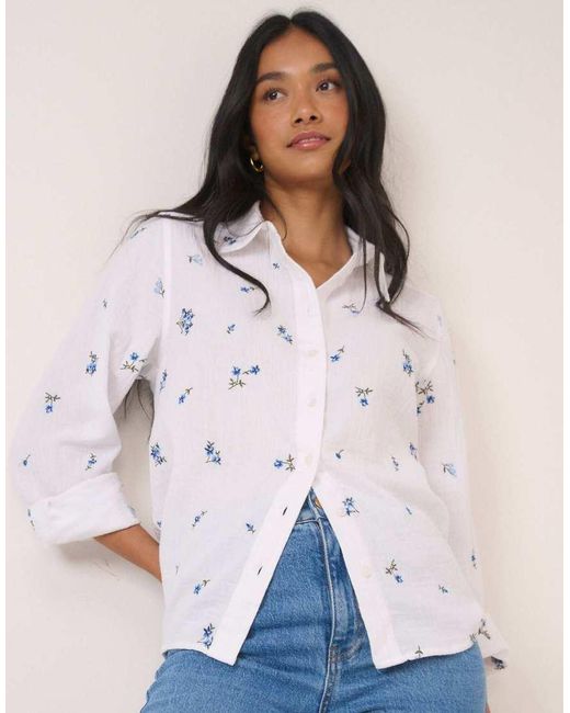 Nobody's Child White Floral Embroidered Blouse